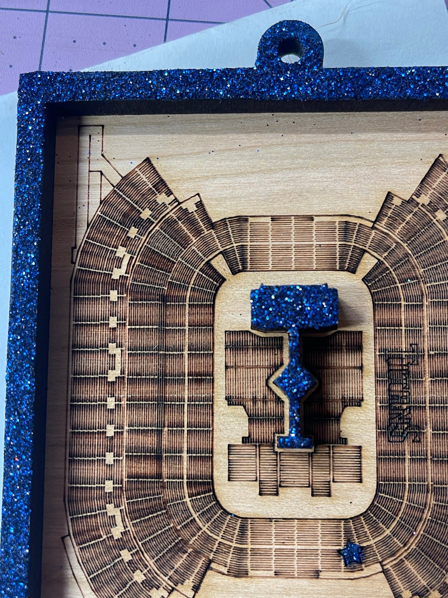 Tayl Swi Small Eras Memento Stadium Tour Piece!